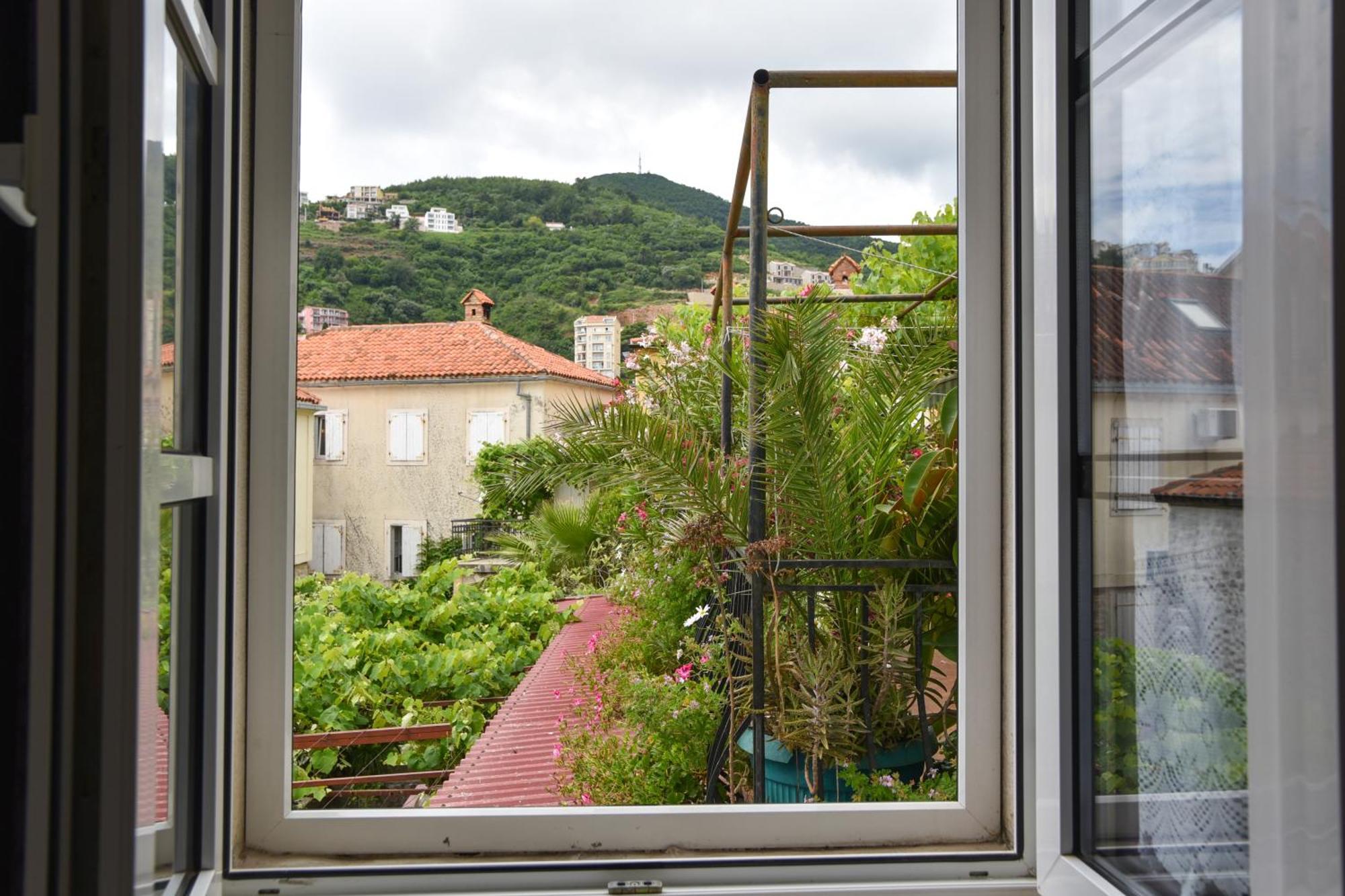 Stan Stari Grad Budva Exterior photo